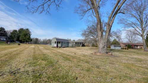 275 Willow Dr, Zanesville OH  43701-1252 exterior