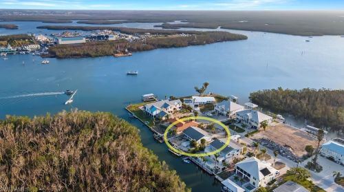 265 Tropical Shore Way, Fort Myers Beach, FL 33931-3317