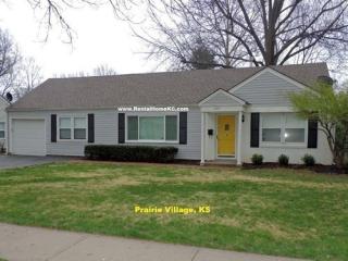 2219 79th St, Shawnee Mission KS  66208-3827 exterior