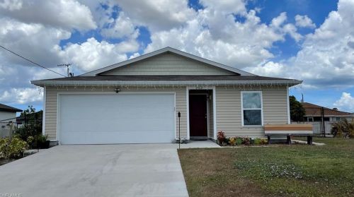 2512 14th Ave, Cape Coral, FL 33993-8543