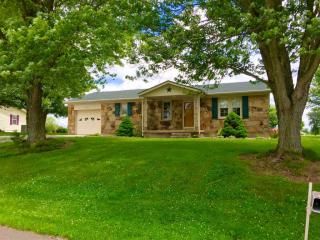 210 Watson Ln, Cecilia, KY 42724-9651