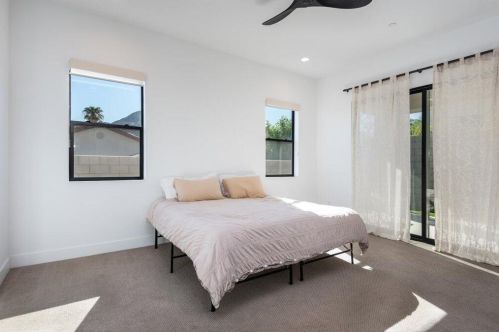 54640 Avenida Juarez, La Quinta CA  92253-3722 exterior