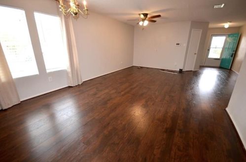 617 Pickwick Ln, St Paul TX  75098-6911 exterior