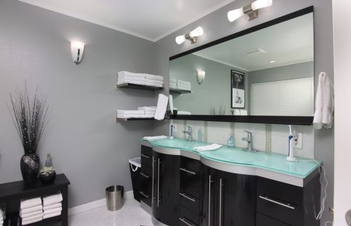 206 Wisteria Ct, Santa Maria CA  93455-3417 exterior