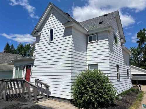 1927 26th St, Hibbing MN  55746-3421 exterior
