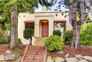 1128 77th St, Seattle, WA 98117-4139