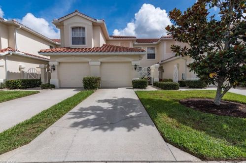 22801 Sago Pointe Dr, Bonita Springs, FL 34135-8418