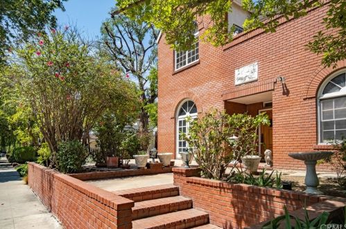 12051 Laurel Terrace Dr, North Hollywood, CA 91604-3661