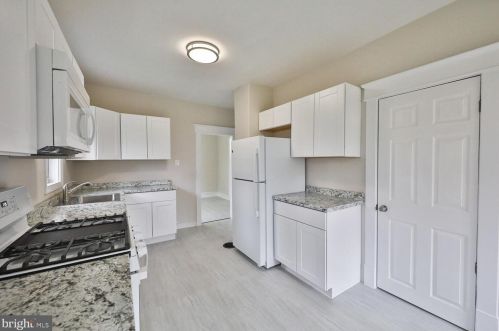 154 Allison Rd, Willow Grove PA  19090-3113 exterior