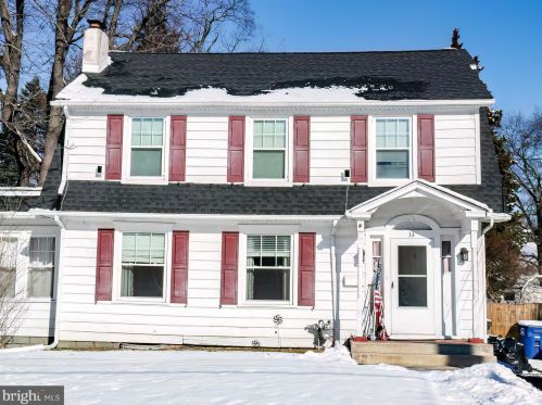 33 Church St, Beverly NJ  08010-3526 exterior