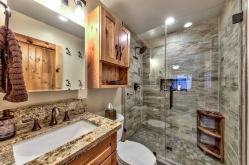 15092 Ski Slope Way, Truckee CA  96161-7013 exterior