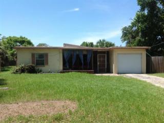 208 Audubon Dr, Melbourne, FL 32901-1306