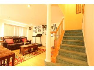98 Windsong Cir, East Brunswick NJ  08816-5334 exterior