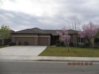 12707 Larkin Dr, Bakersfield, CA 93312-6911