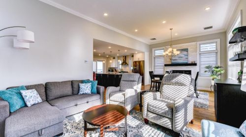 5 Fort Ave, Pelican Island NJ  08751-1512 exterior