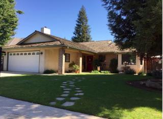 1907 Brandon Ln, Fresno, CA 93720-4065