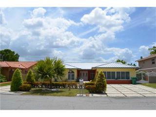 2012 124th Pl, Miami, FL 33175-7730