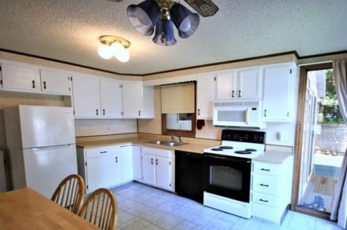 114 Henshaw St, Worcester MA  01603-1415 exterior