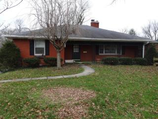 913 Plainview Ave, Shelbyville, KY 40065-1545