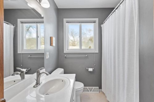 405 Seminole Ave, East Farmington WI  54020-8151 exterior