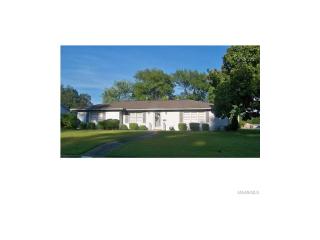 2541 Oxford Dr, Montgomery, AL 36111-2924