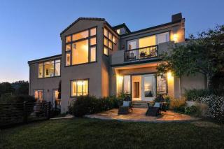 6550 Gwin Rd, Oakland, CA 94611-1204