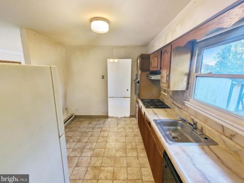 310 Carolina Trl, Browns Mills NJ  08015-5306 exterior