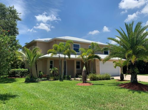 5260 Landing Creek Dr, Palm City, FL 34990-4123