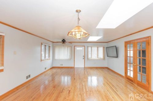 227 Rahway Ave, South Plainfield NJ  07080-3737 exterior