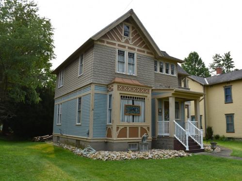 509 Euclid Ave, Saegertown, PA 16433-7701