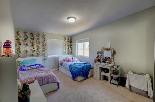 579 Roberta Ave, El Cajon CA  92021-6317 exterior