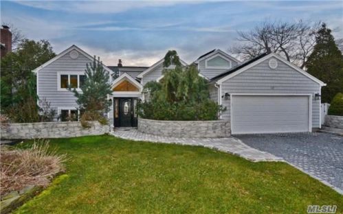80 Grassmere Ave, Oakdale, NY 11769-1911