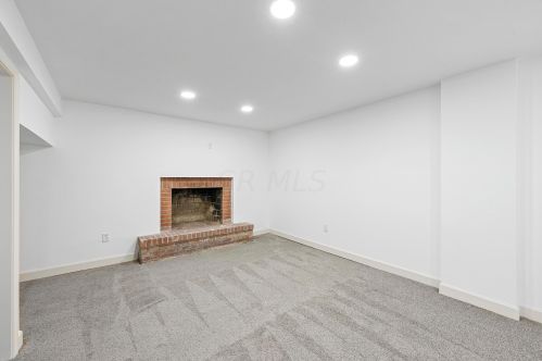 5512 Outville Rd, Pataskala OH  43062-9526 exterior