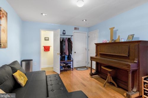 2683 Edgemont St, Philadelphia PA  19125-3828 exterior