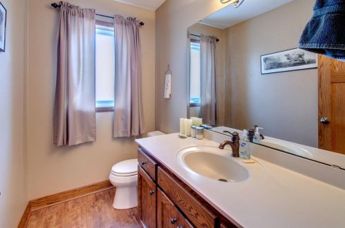 2410 Brogan Dr, Waterford MN  55057-3270 exterior