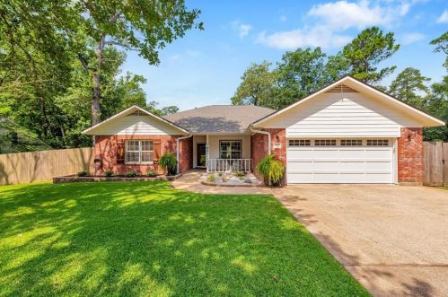 226 Westridge Dr, Huntsville, TX 77340-8917
