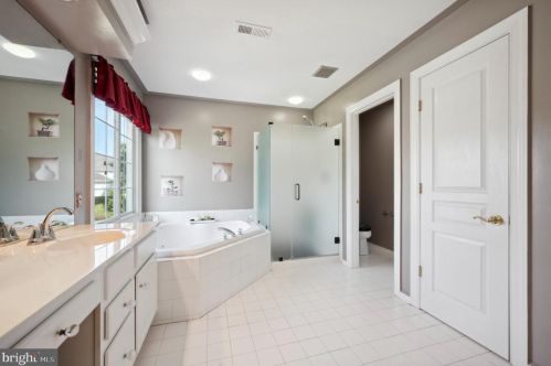 1306 Stoney Riv Dr, Prospectville PA 19002-1161 exterior