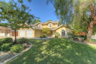 8328 1st St, Fresno, CA 93720-2058