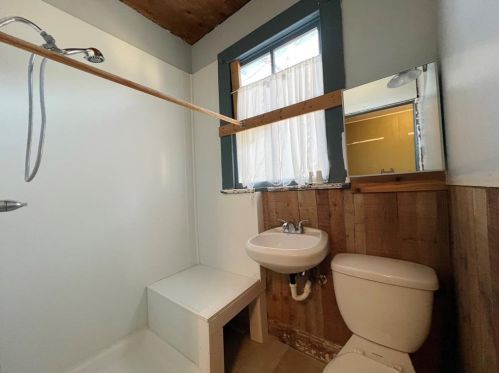 1214 42 St, Galveston TX 77550-3935 exterior