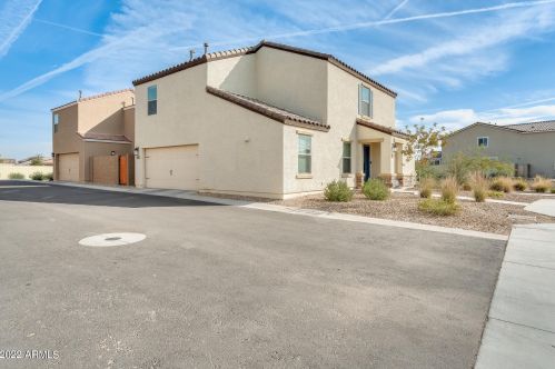 3929 79th Dr, Phoenix AZ  85043 exterior