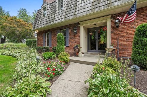 109 Dogwood Cir, Canonsburg, PA 15317-3215