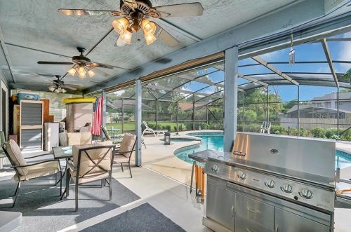 1750 Singing Palm Dr, Apopka FL  32712-2465 exterior