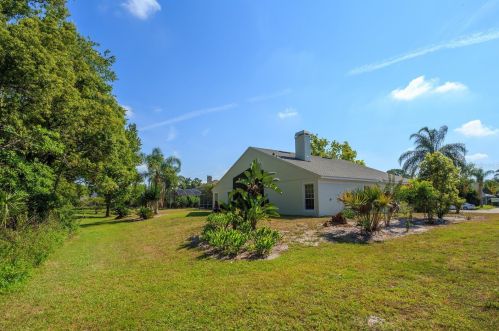 585 Serenity Pl, Lake Mary FL  32746-6387 exterior