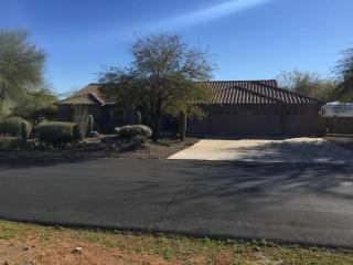 229 Tanya Rd, Phoenix, AZ 85086-9253