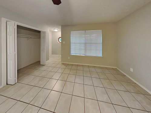 719 Lisa Ln, Cedar Hill TX  75104-1775 exterior