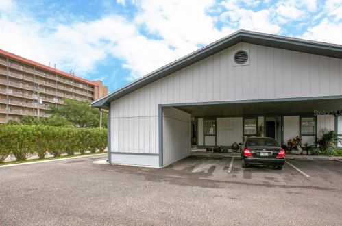 4926 Bar Harbor Dr, New Port Richey, FL 34652-4501