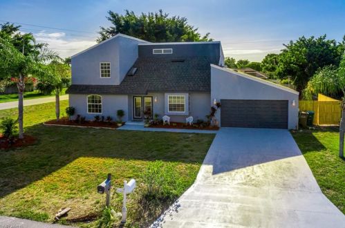 3705 7th Ave, Cape Coral, FL 33914-3315