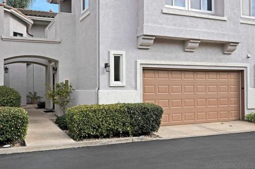 10950 Ivy Hill Dr, San Diego, CA 92131-3908