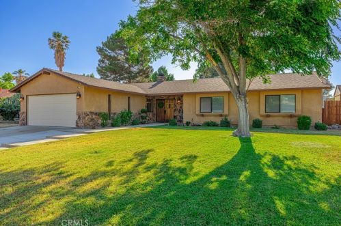 42927 Sachs Dr, Lancaster, CA 93536-4814