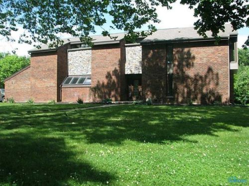 374 Colony Rd, Rossford, OH 43460-1059